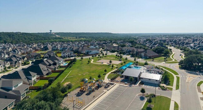 Building Photo - 3304 Belted Galloway St