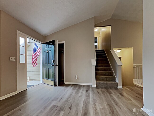 Building Photo - 3756 Sandy Shoals Ln