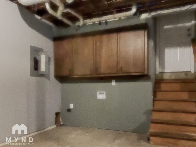Building Photo - 239 William Dr