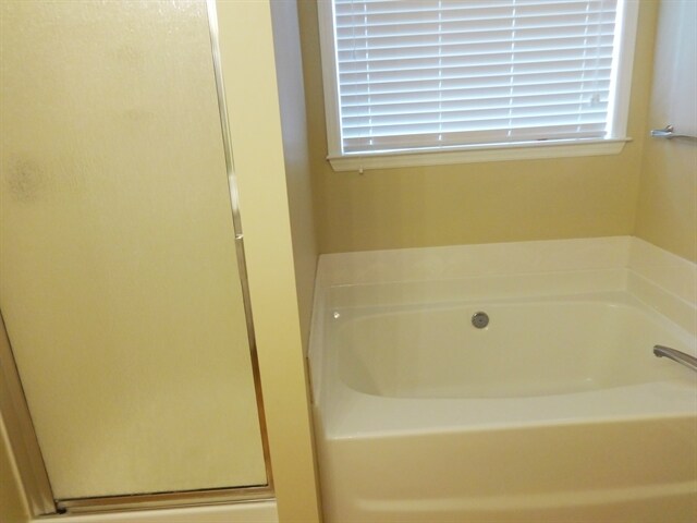 Building Photo - 103 Rosedale Ct