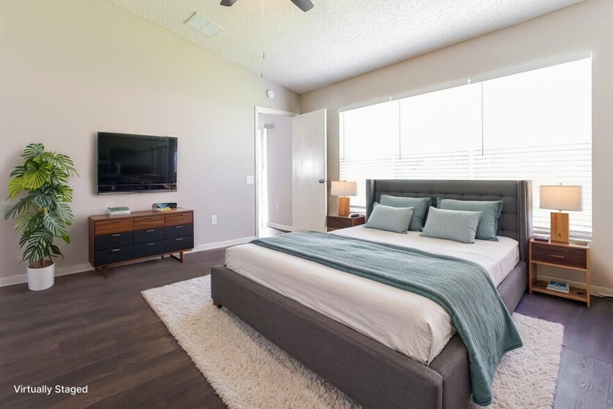 Building Photo - 26915 Carmen Pl