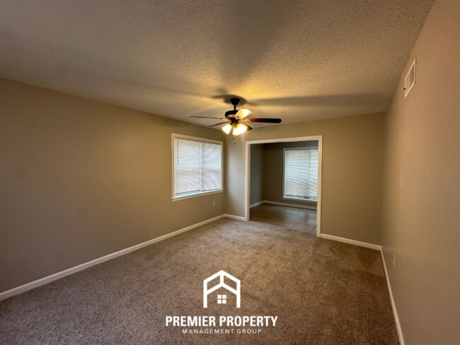 Building Photo - 5599 Sweet Gum Dr