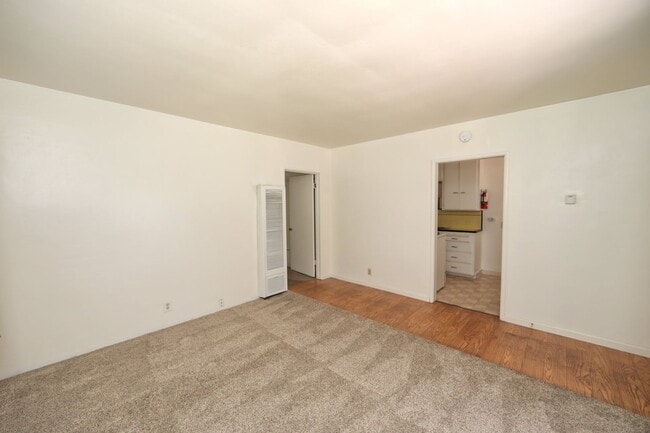 Building Photo - 4225 V St