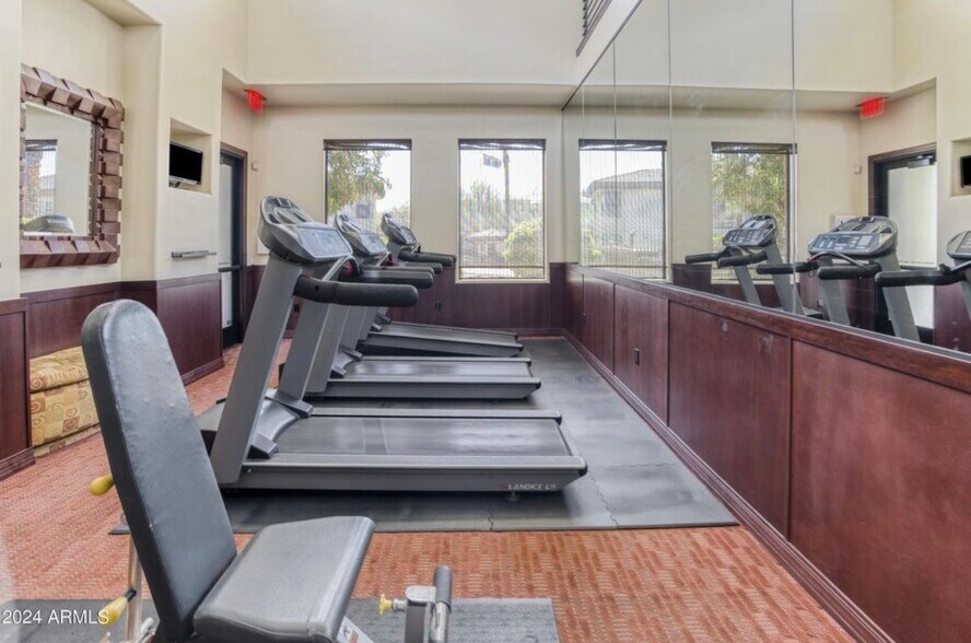 Building Photo - 6900 E Princess Dr