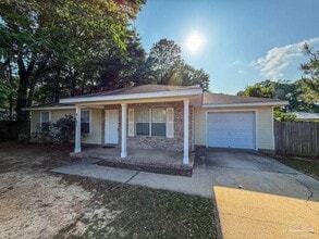 Building Photo - 4167 Bell Ln