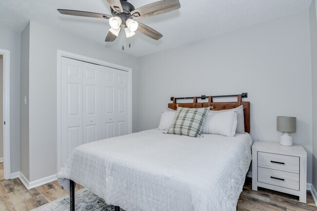 Building Photo - 219 Jasper Rd