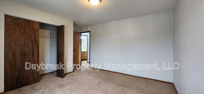 Building Photo - 1210 34th Ave S