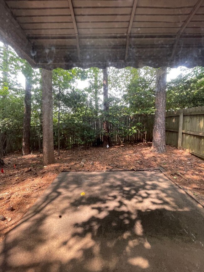 Building Photo - 900 Barringer Drive ~ Charming 2 Bedroom R...