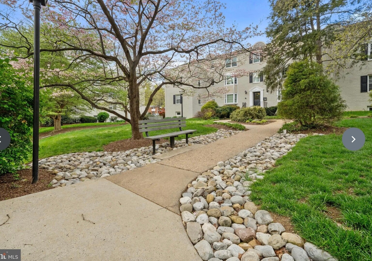 Building Photo - 820 S Arlington Mill Dr