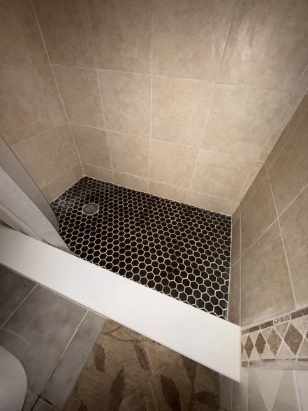 Building Photo - 6001 NW 43rd Ave