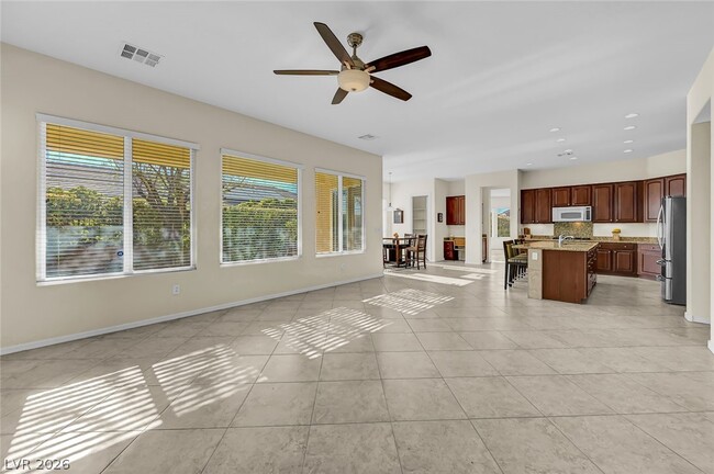 Building Photo - 2357 Wisconsin Dells Dr