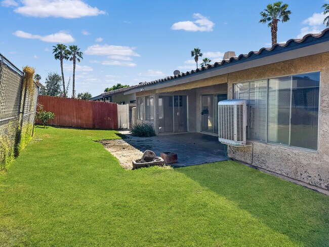 Building Photo - 76946 Kentucky Ave