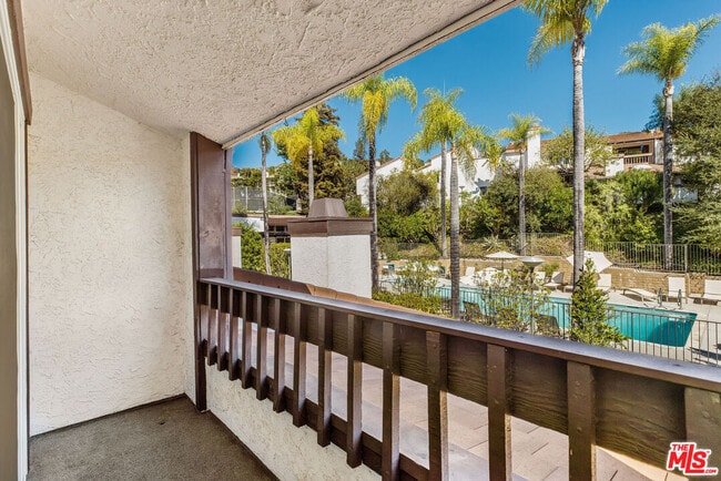 Building Photo - 17207 Palisades Cir
