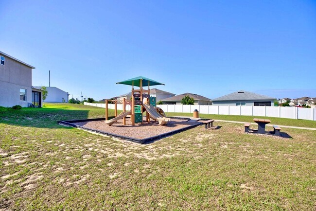 Building Photo - 244 Bella Verano Way