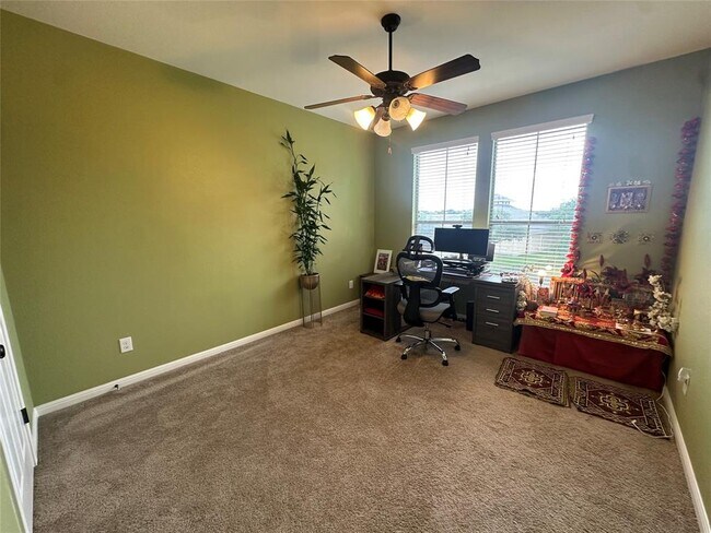 Building Photo - 11400 W Parmer Ln