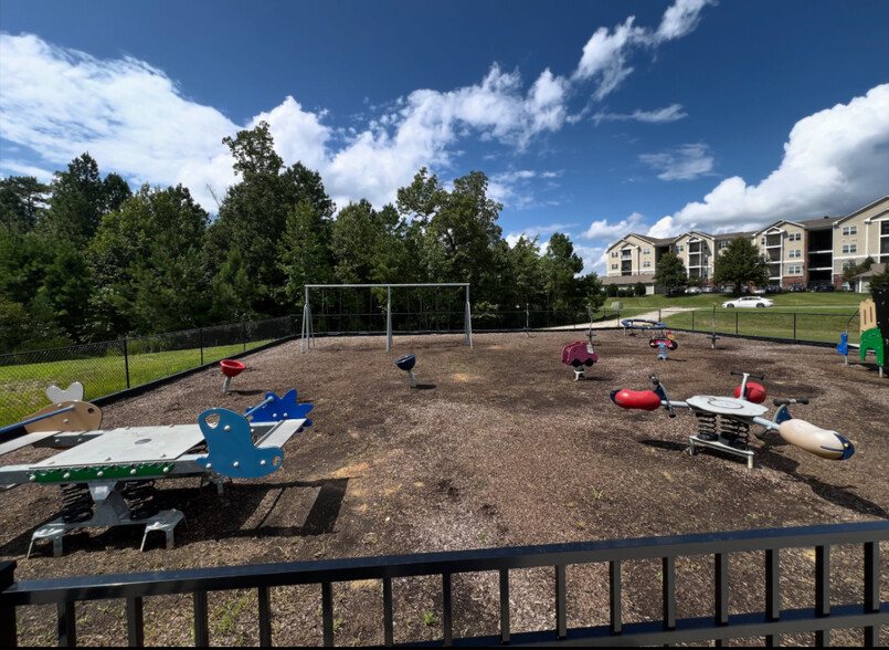 Playground - 6812 Hawser Ln