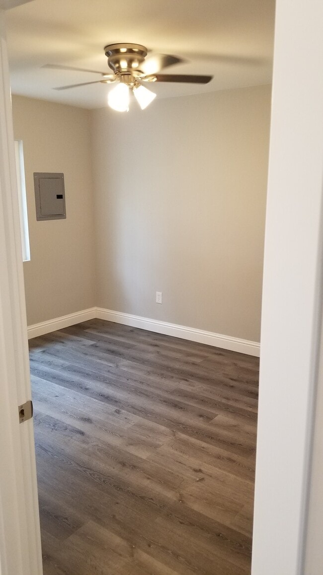 Building Photo - 1259 Taylor Ln