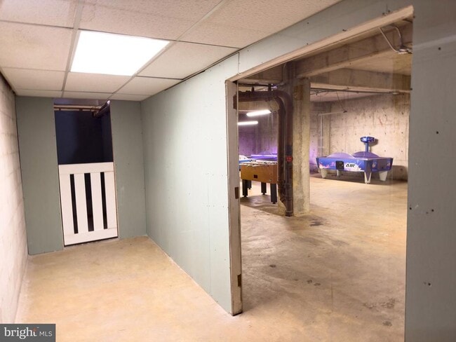 Building Photo - 4600 Duke St
