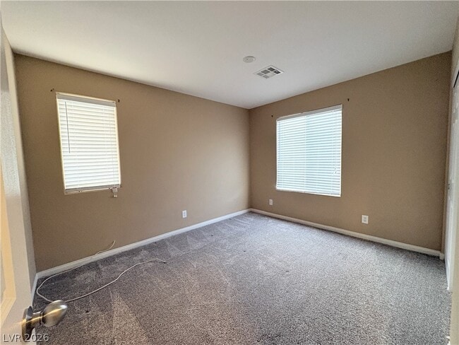 Building Photo - 5014 Golden Antelope Way