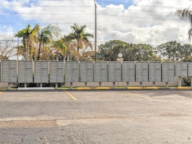 Building Photo - 3848 59th Ave W