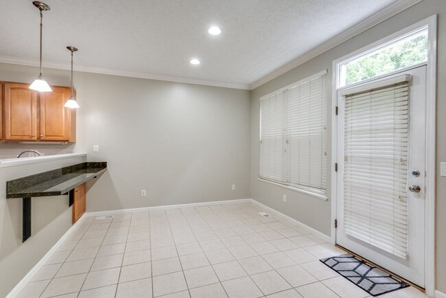 Building Photo - 2708 Wyndgate Ct