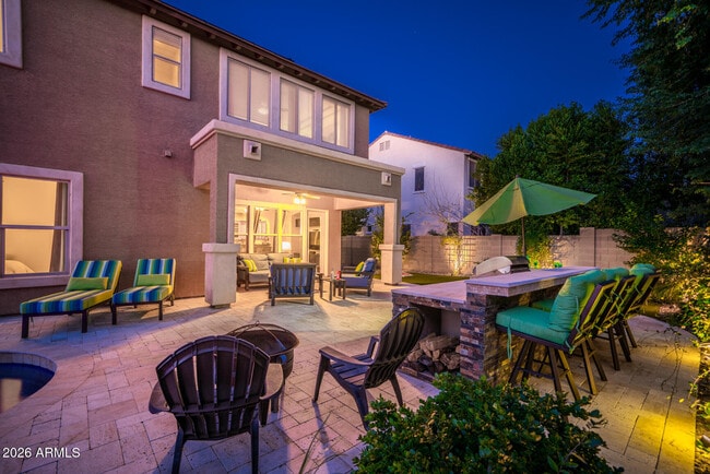 Building Photo - 2681 E Hampton Ln