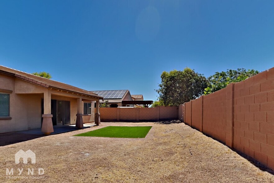 Building Photo - 21549 E Lords Ct