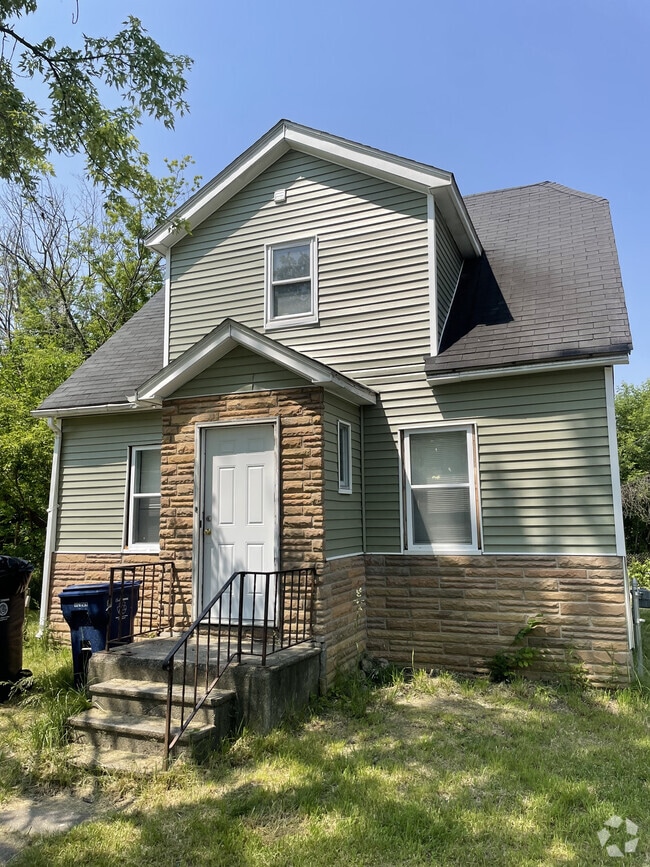 Building Photo - 2602 Brunswick Ave