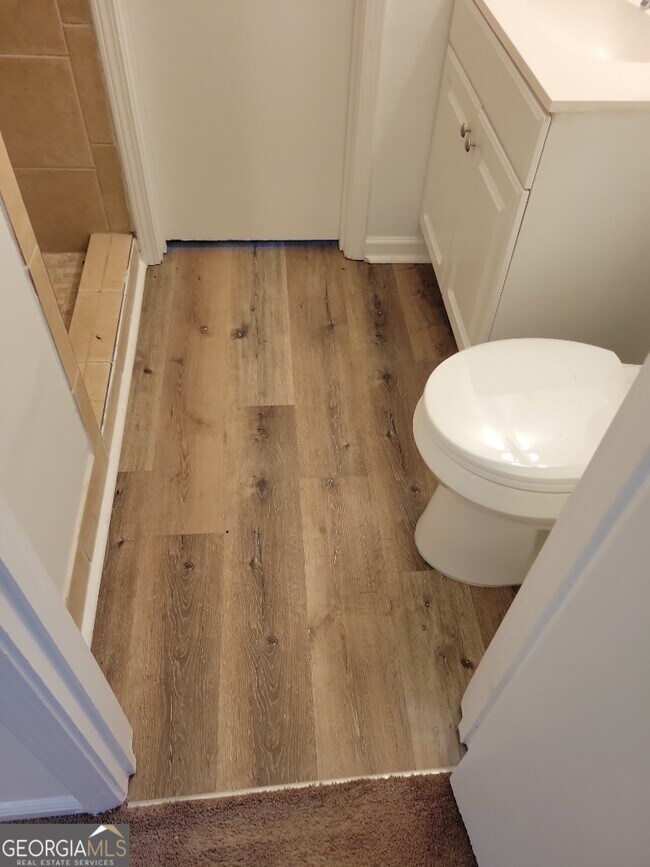 Building Photo - 463 Rock Meadow Dr