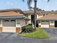 Building Photo - 3-bedroom condo available in Flamingo Fairways II