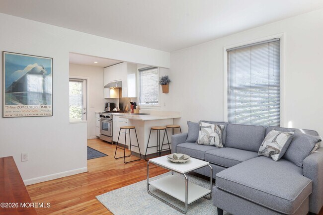 Building Photo - 29 Degraw Ave