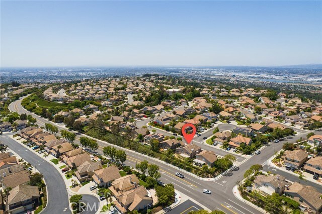 Building Photo - 4640 E Somerton Ave