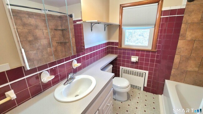 Building Photo - 32 Post St