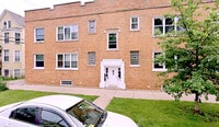 Building Photo - 2807 N Springfield Ave