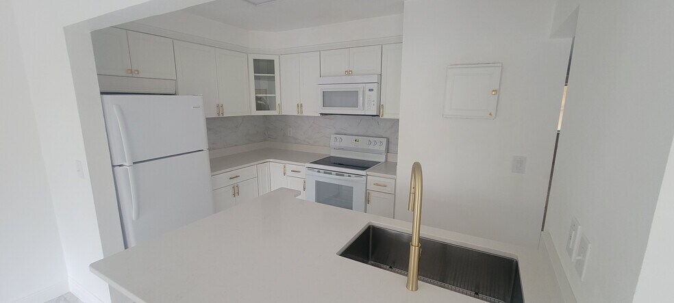 Building Photo - 100 Sweetgum Woods Ct
