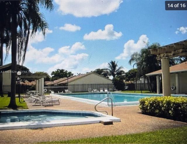 Building Photo - 2066 SW 82nd Ave