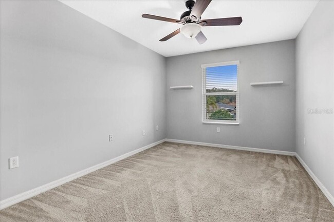 Building Photo - 1527 Angler Avenue