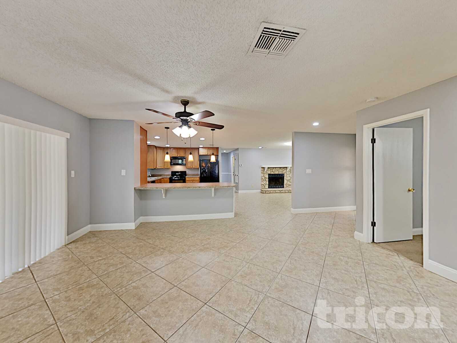 Building Photo - 1548 Silver Fox Cir