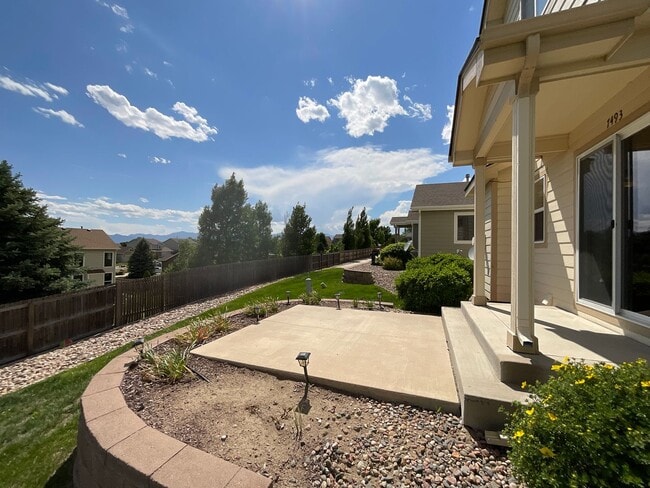 Building Photo - 3 Bedroom Home Available Near Barnes Rd & ...