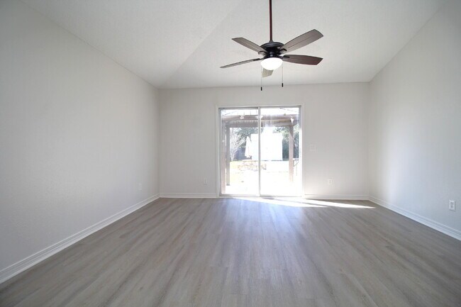 Building Photo - Coming March 14th — Stunning 4-Bed, 2-Bath Sunset Estates Home with Open-Concept Living, Chef’s K...