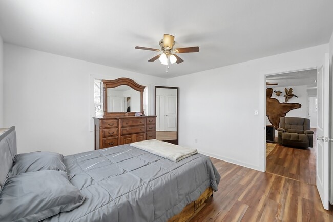 Building Photo - 1232 Co Rd 1805