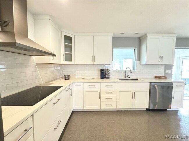 Building Photo - 1331 NW 20th Ave