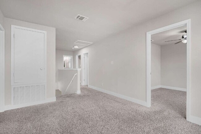 Building Photo - Application fee waived for approved applications. Contact us for details. Spacious 4-bedroom, 2.5...