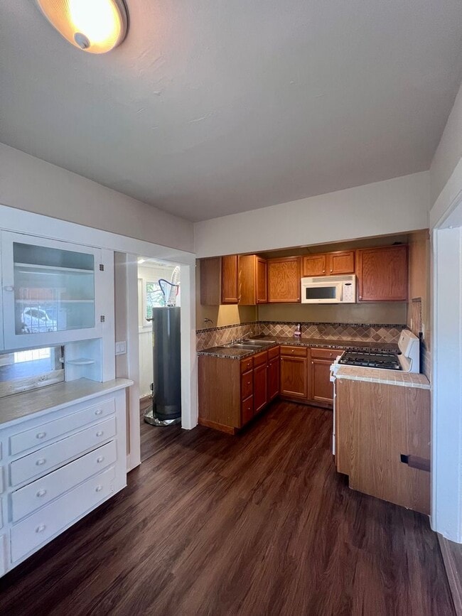 Building Photo - 4238 Alabama St