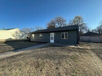 Building Photo - 4321 Deerfield St