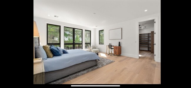 Building Photo - 28 Newtonville Ave