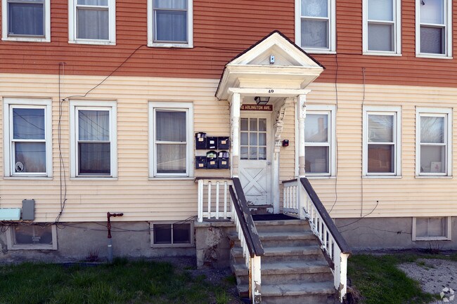 Building Photo - 40 Arlington Ave
