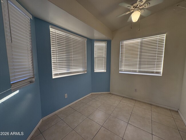 Building Photo - 551 W 21st Ave