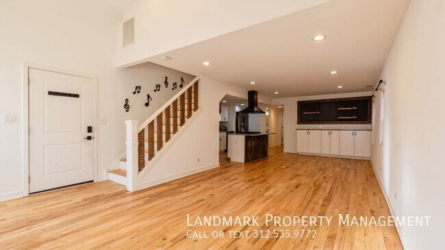 Building Photo - 2038 W 21st St