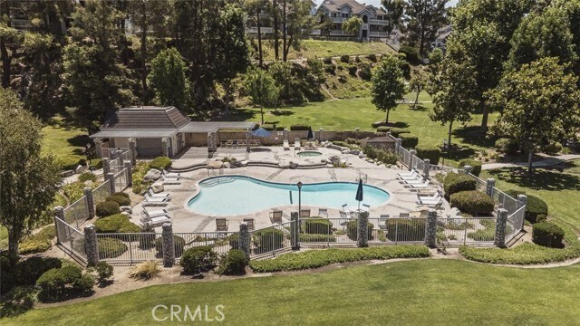 Building Photo - 26941 Rainbow Glen Dr